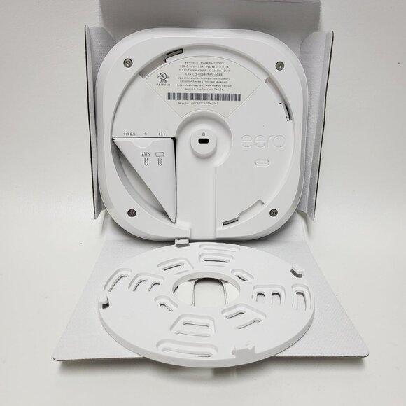 Eero PoE 6 Dual-band 1.6 Gbps Wi-Fi Hotspot Modem - T010001 - Picture 4 of 11